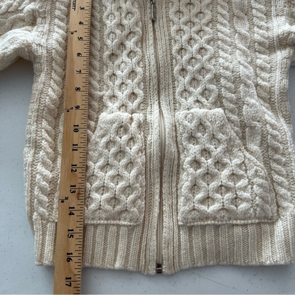 Aran Crafts 100% Merino Wool Kids Hooded Knit Cardigan Zip Sweater 6-7 Years - Picture 14 of 16